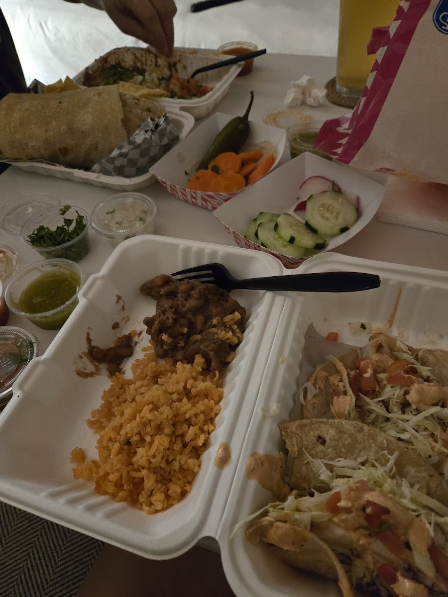 Mission Baja Tacos - Photo 8