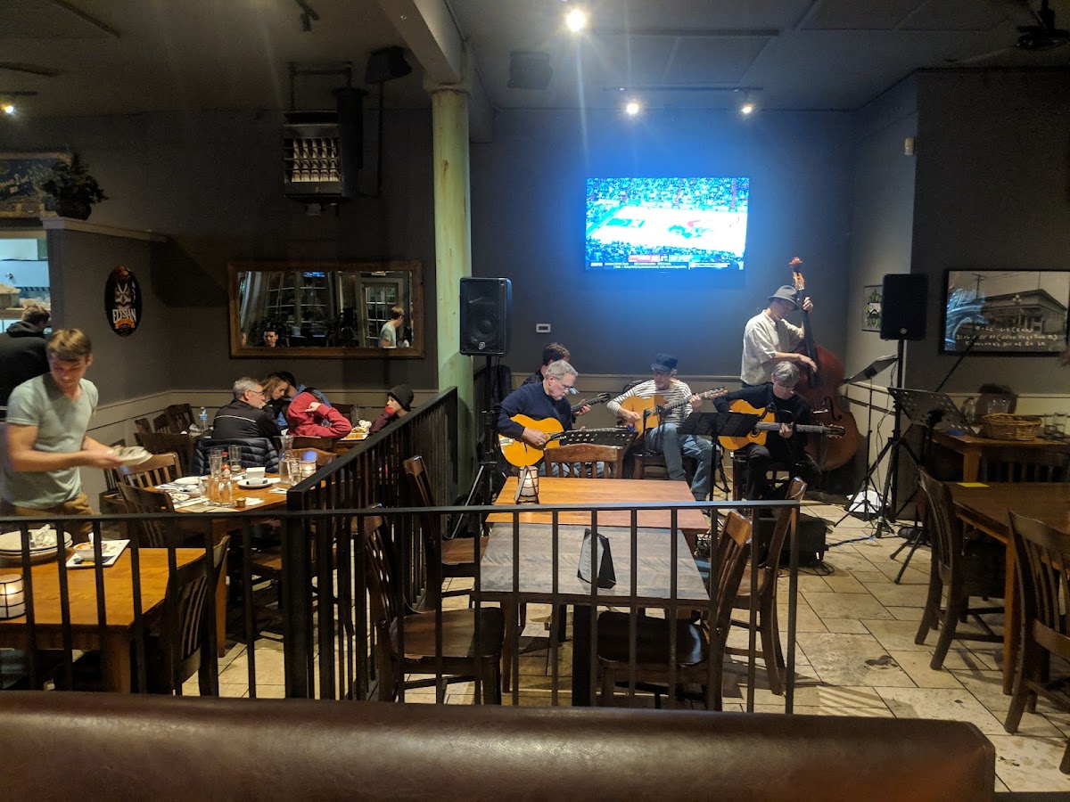 TangleTown Public House - Photo 4
