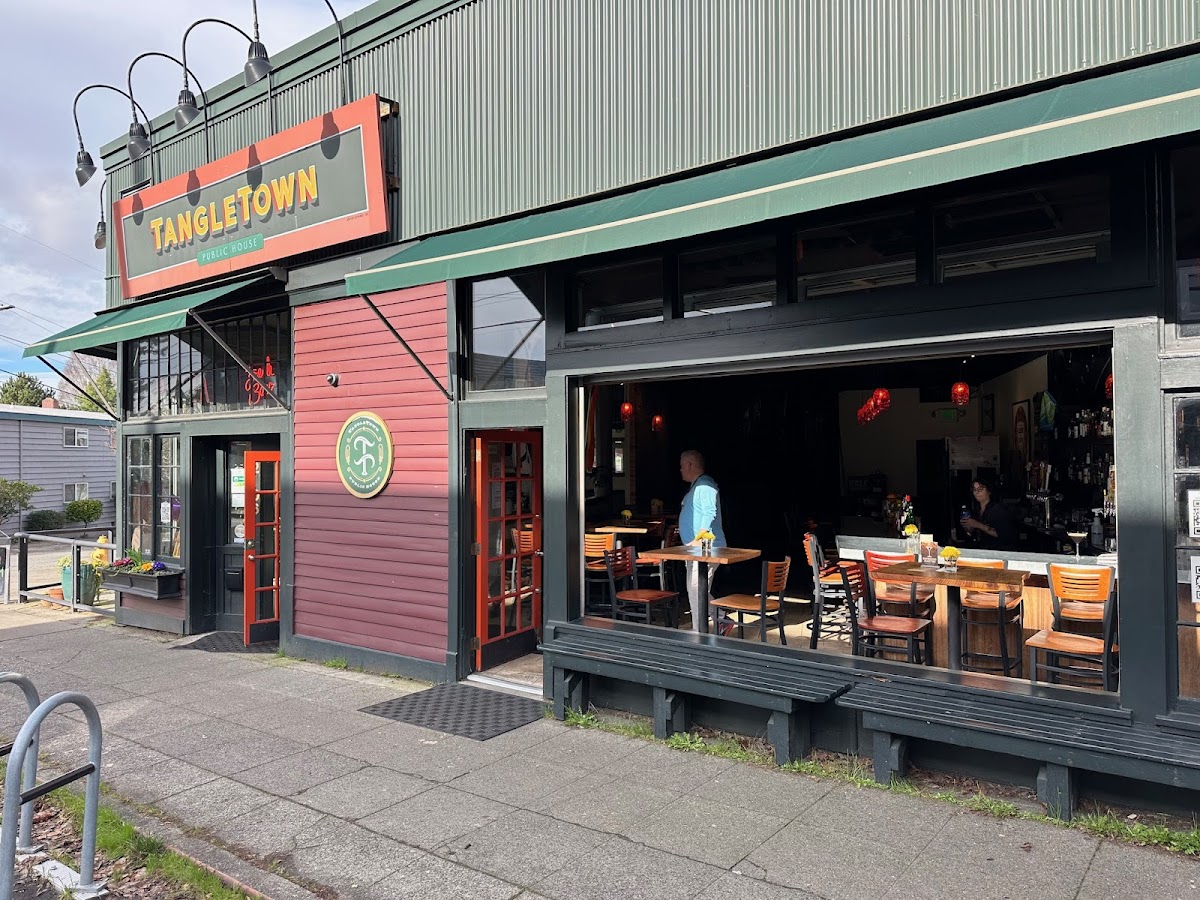 TangleTown Public House - Photo 8