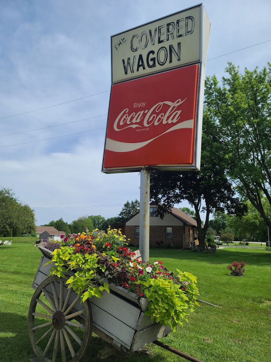Covered Wagon Restaurant - Photo 4