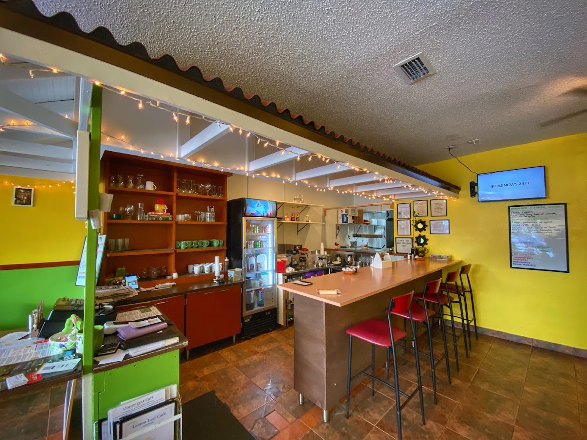 Lemon Leaf Cafe - Photo 8