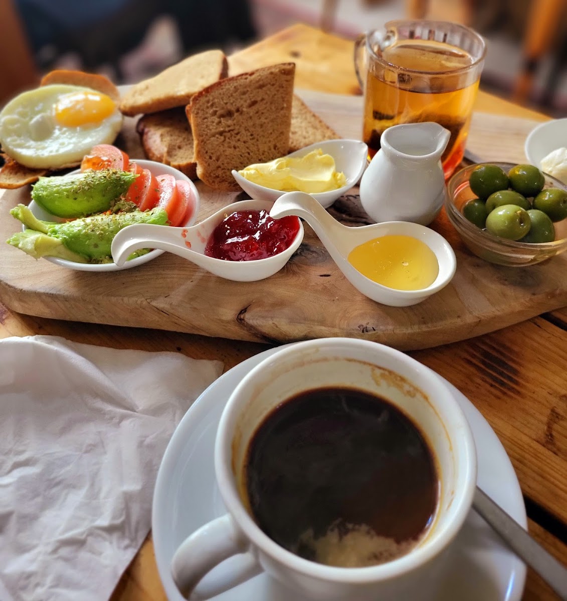 Tivoli Cafe - Photo 2