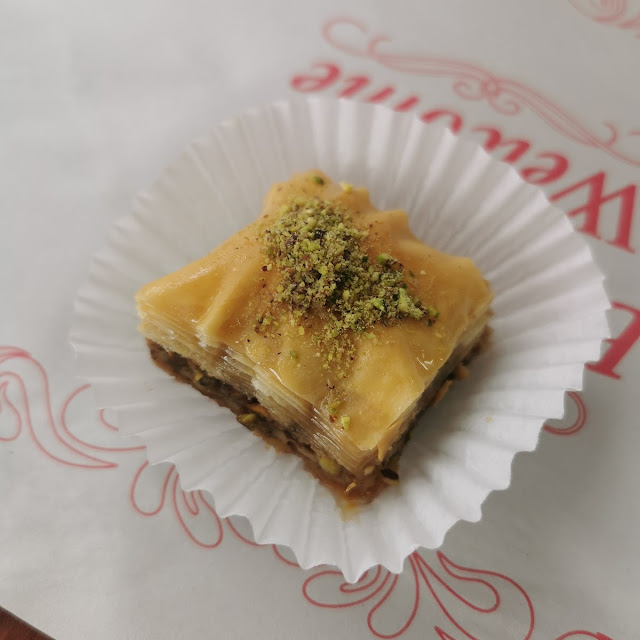 Baklava Aux Miel Pistaches Et Noix de Grenoble Baklava With Honey Pistachios And Walnuts
