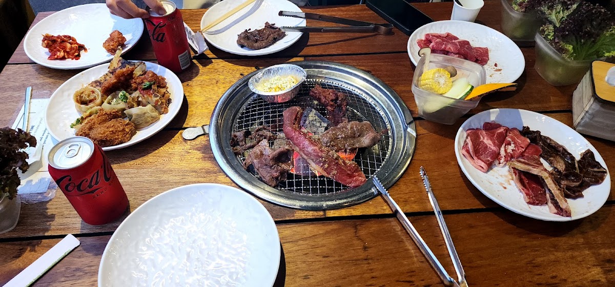 Gajok BBQ Buffet - Photo 1