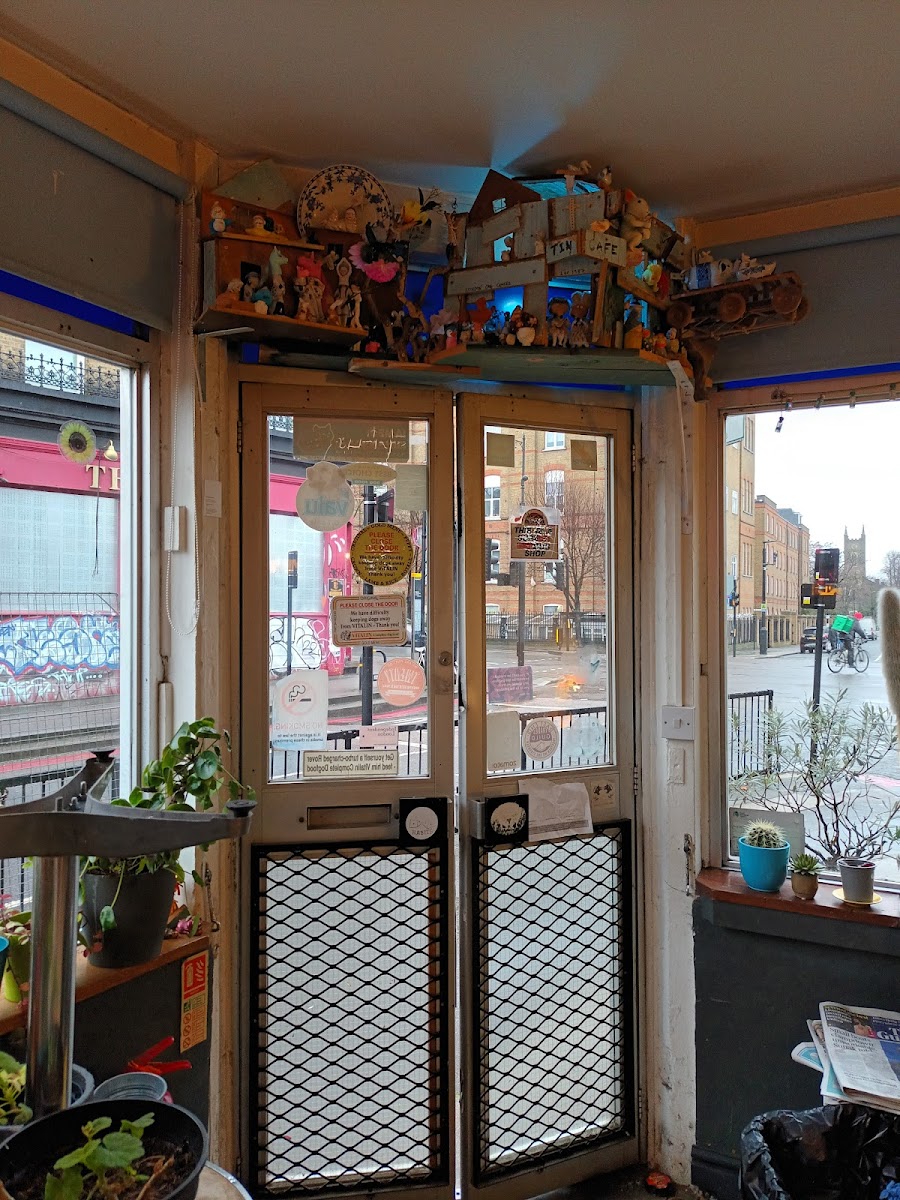 Tin Cafe - Photo 1
