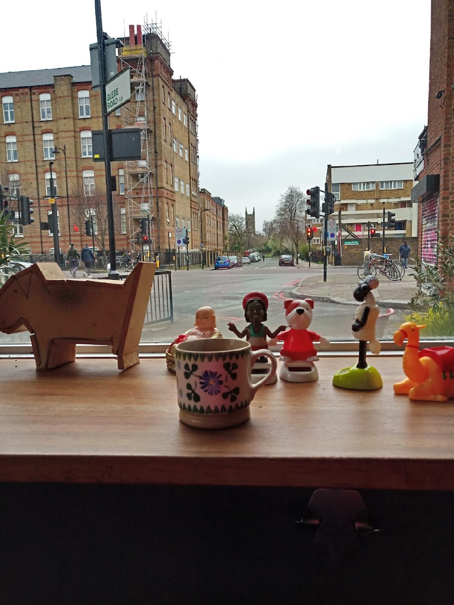 Tin Cafe - Photo 2