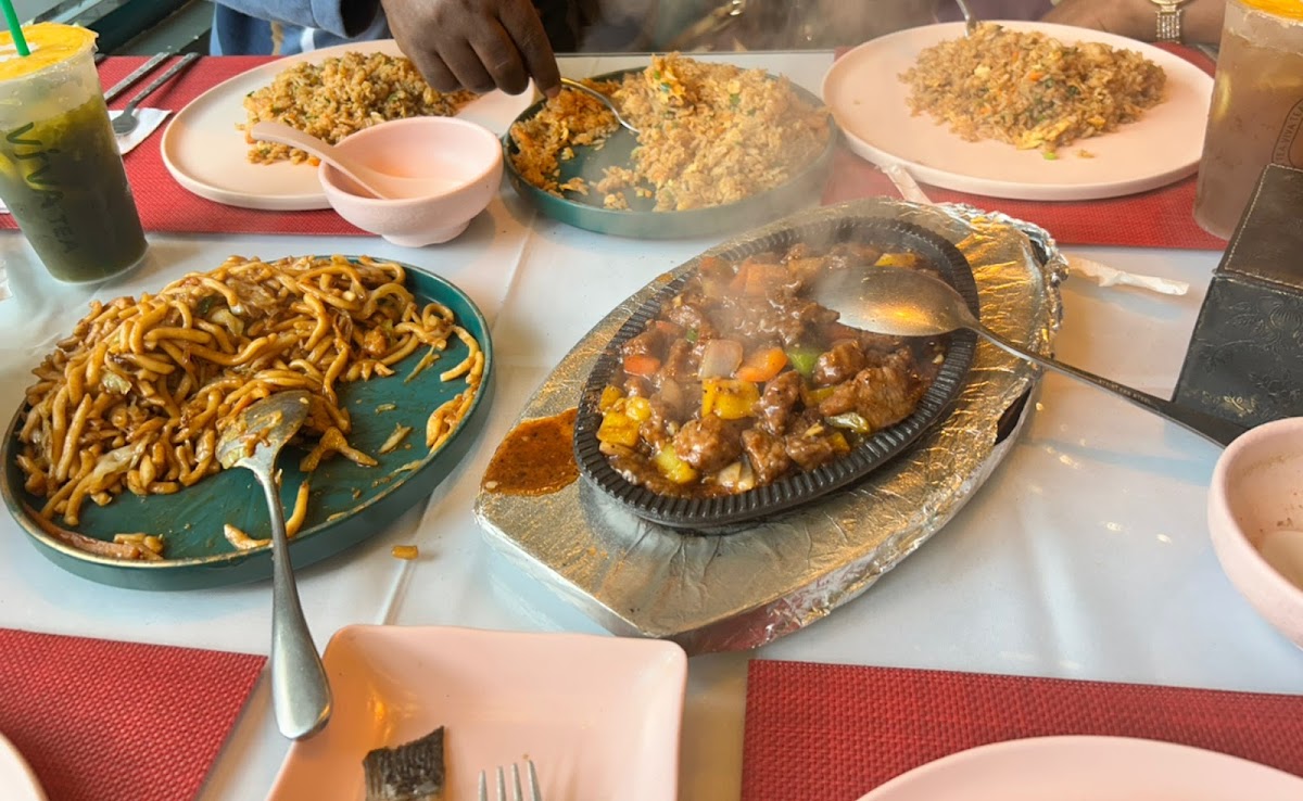 Alice Garden Restaurant - Photo 1