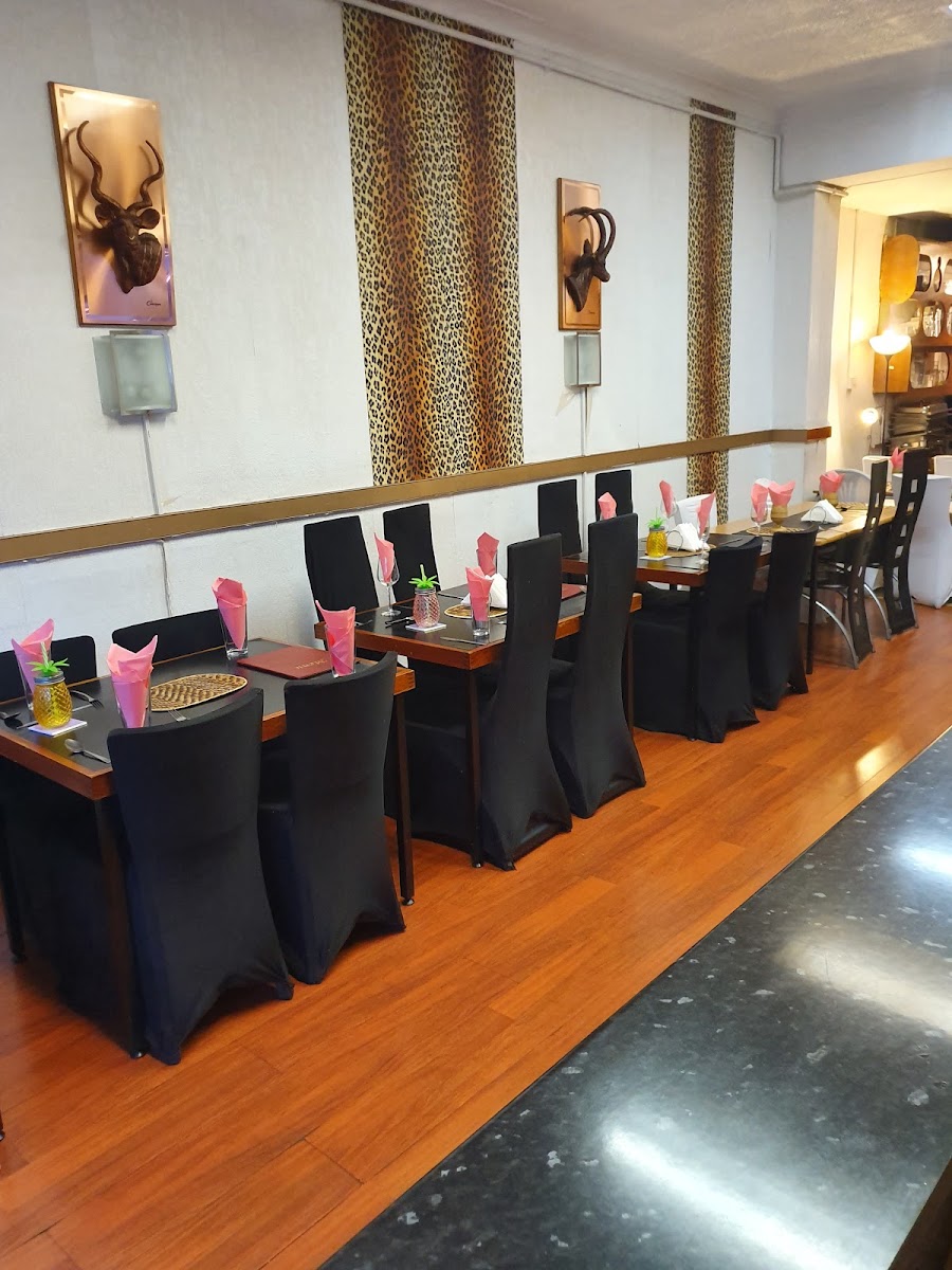 Jambo Zamsareh (Ugandan) Restaurant - Photo 4