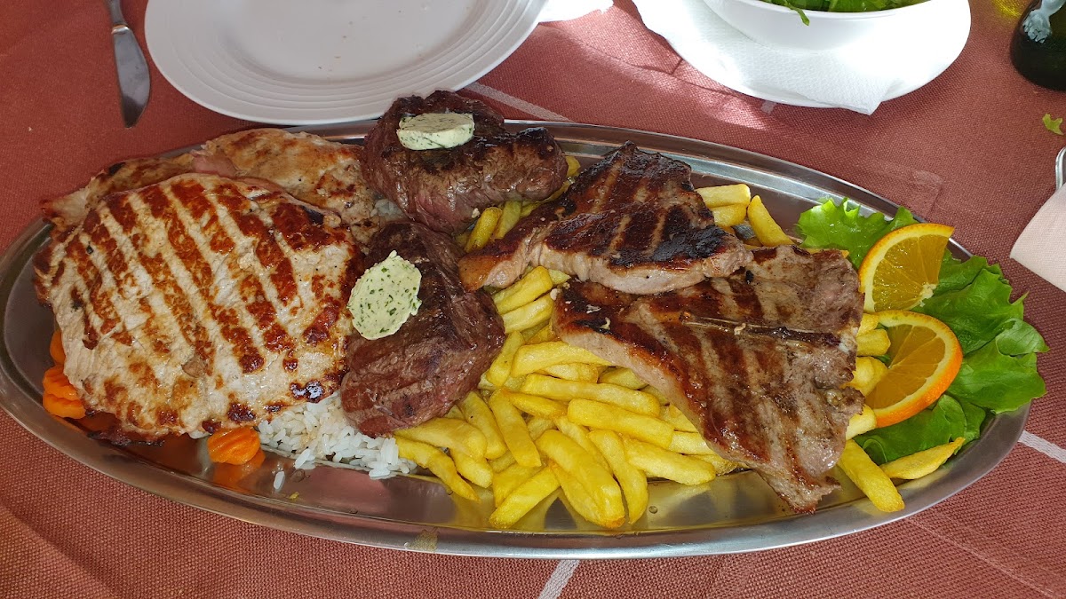 Restoran Rubin - Photo 3