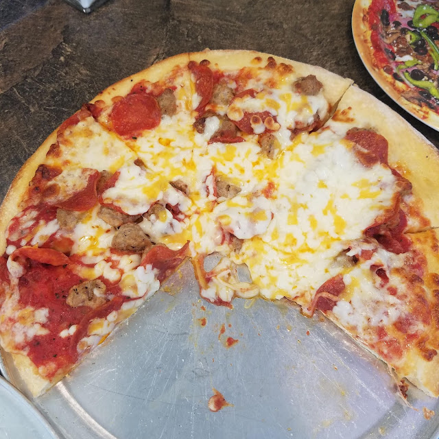 Small Pizza with Pepperoni and Sausage