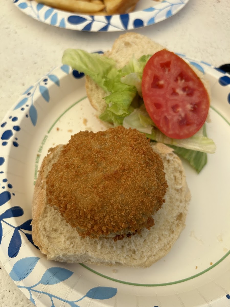 Mike's Bayshore Cafe - Photo 1