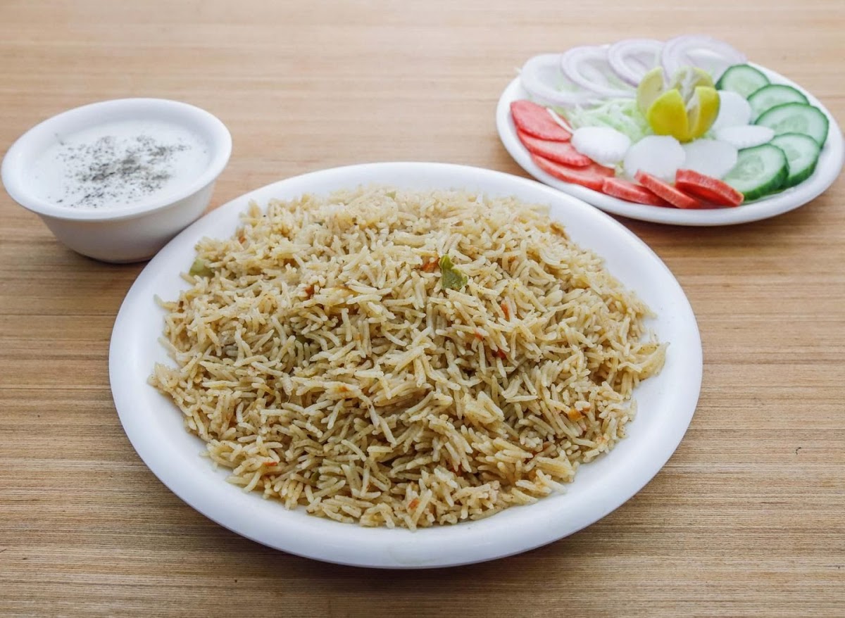 Bravo Foods Attock - Photo 8