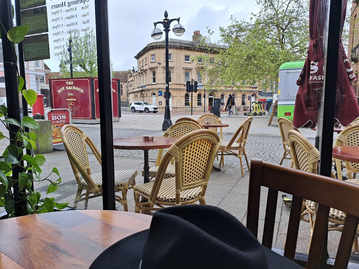 Bos Café - Photo 4