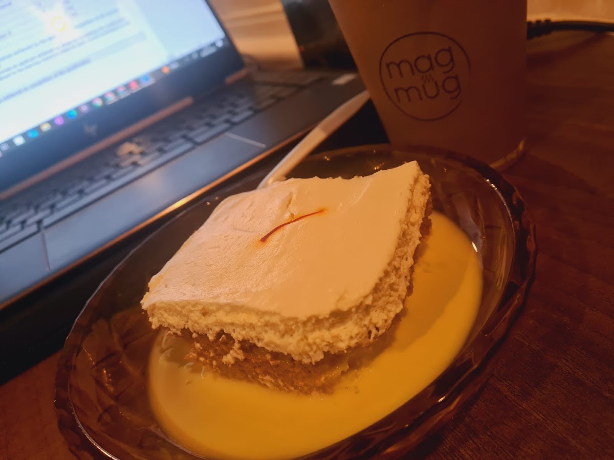 Mag Mug Cafe - Photo 3