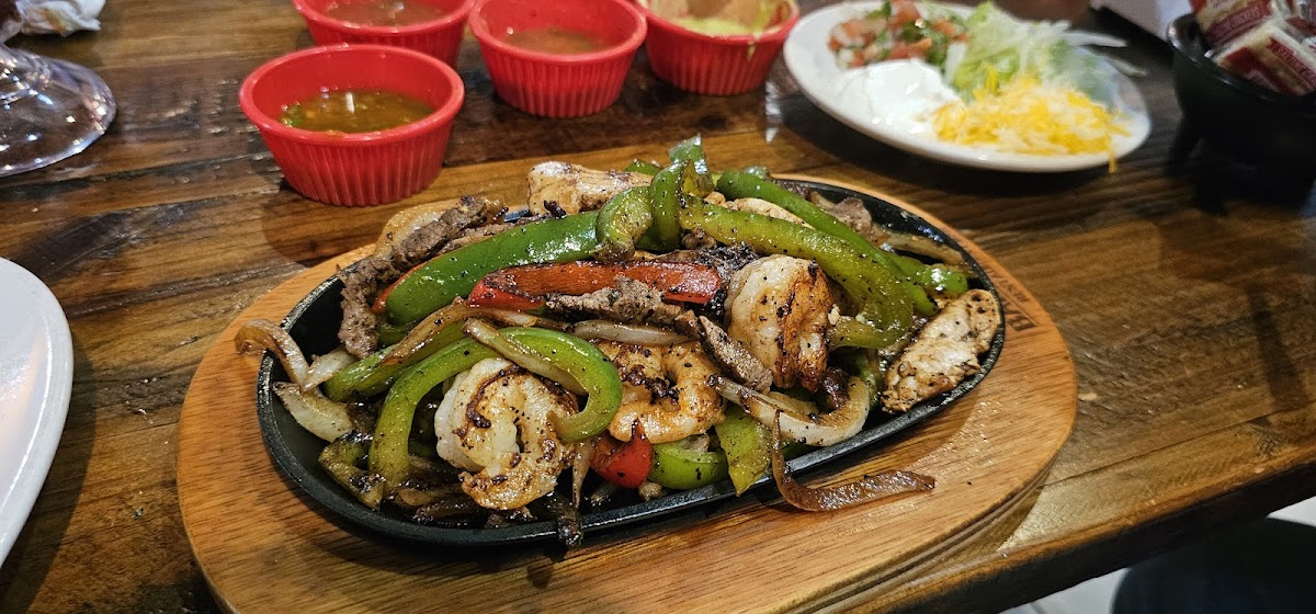 Barbarita's Restaurant Bar - Photo 2