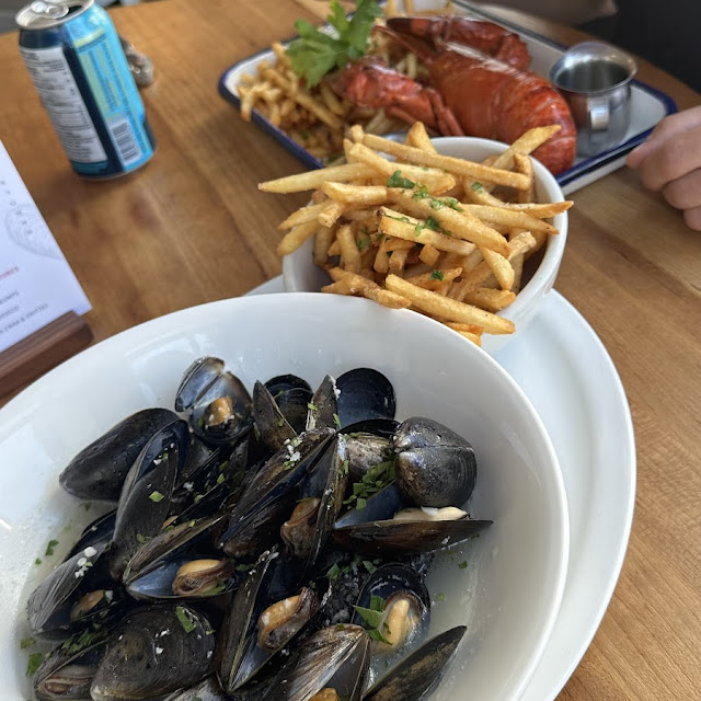 Mussels and Fries