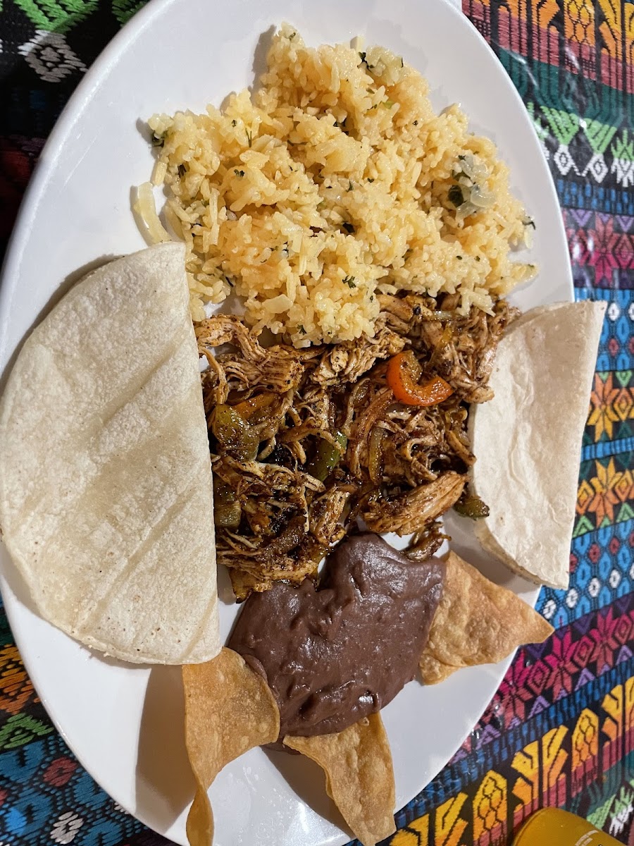 Mercadito Latino - Photo 5