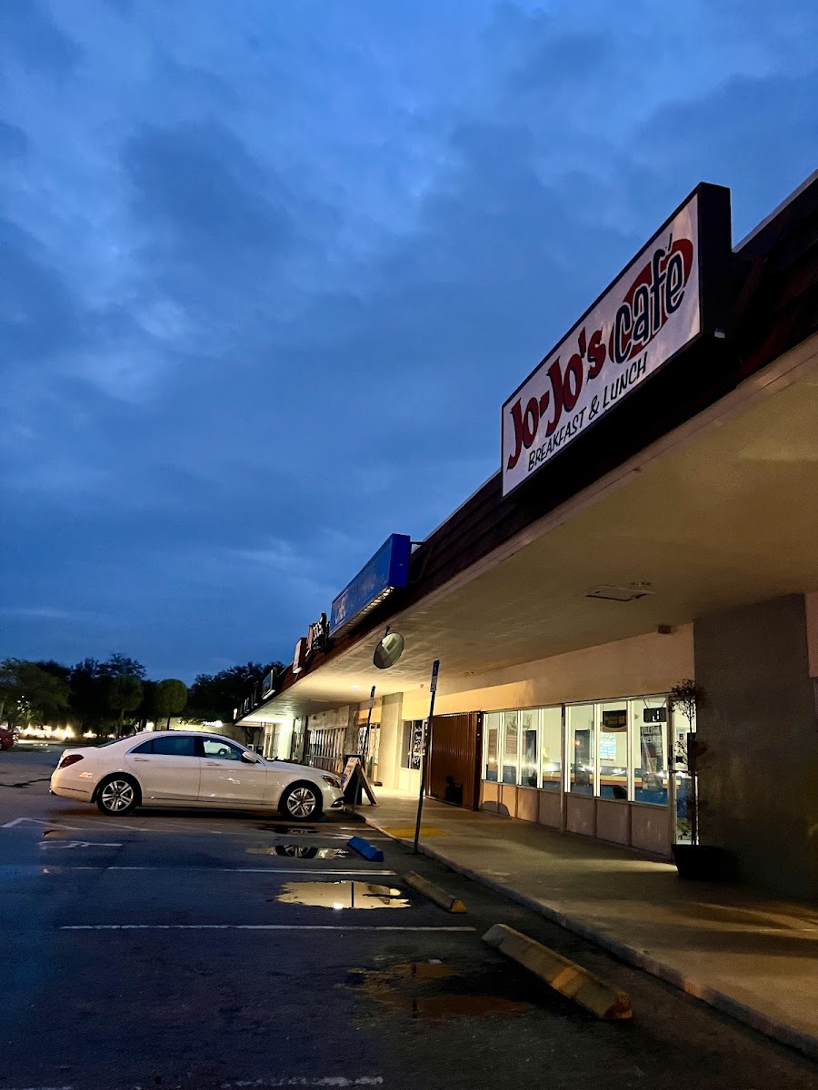Jo-Jo's Cafe
