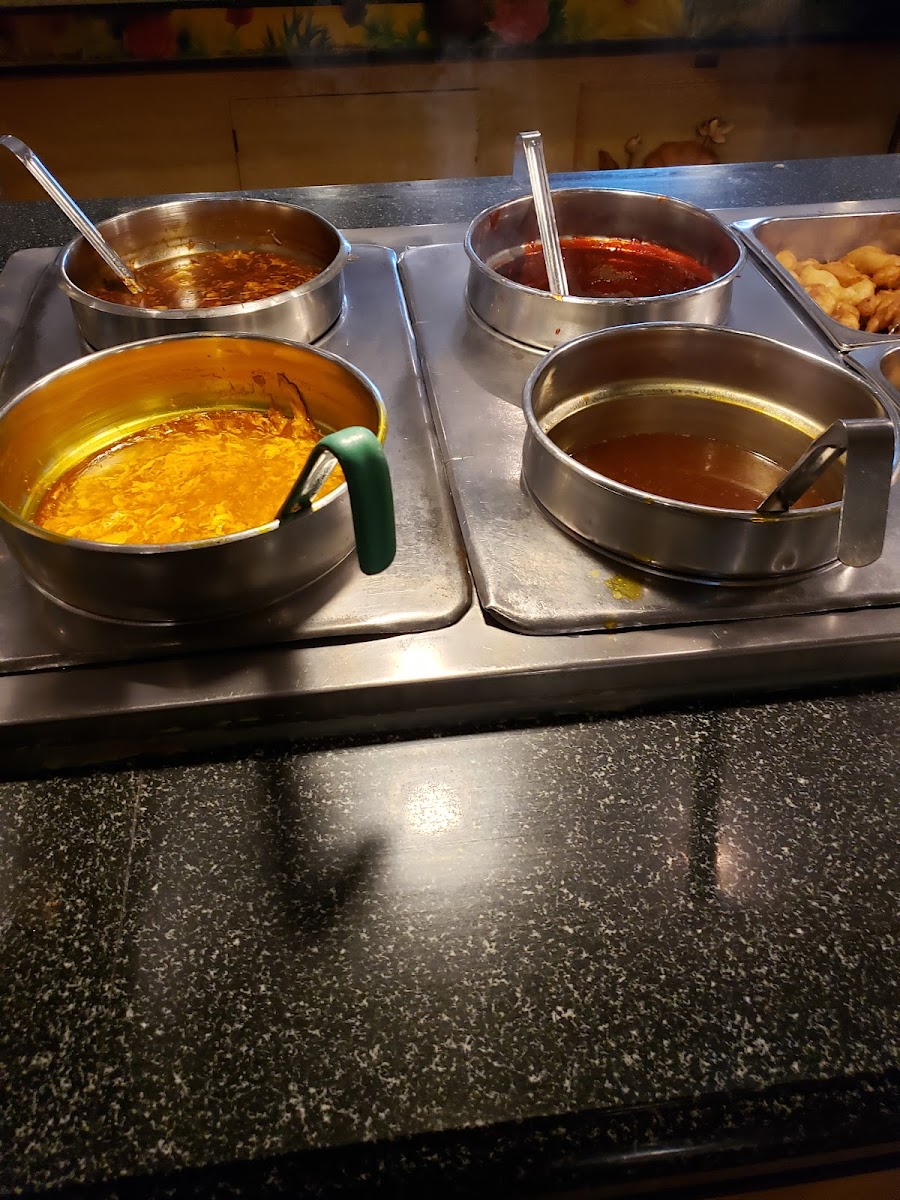 Dragon Buffet - Photo 1