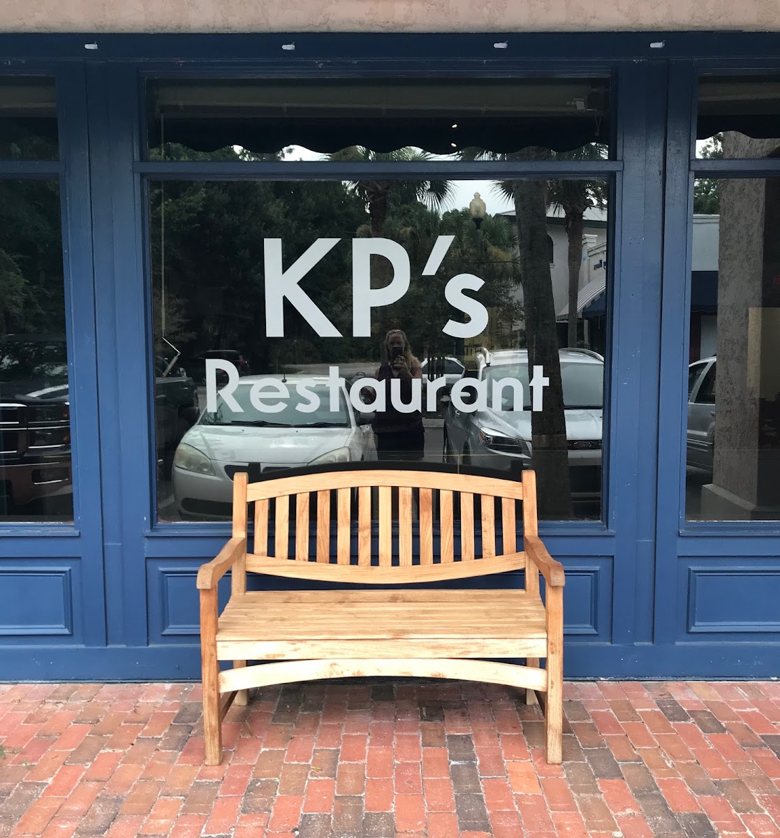KP's restaurant - Photo 2