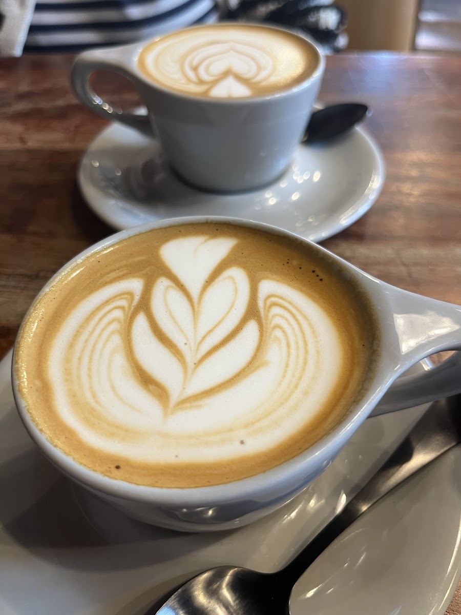 Mow's Coffee - Photo 2