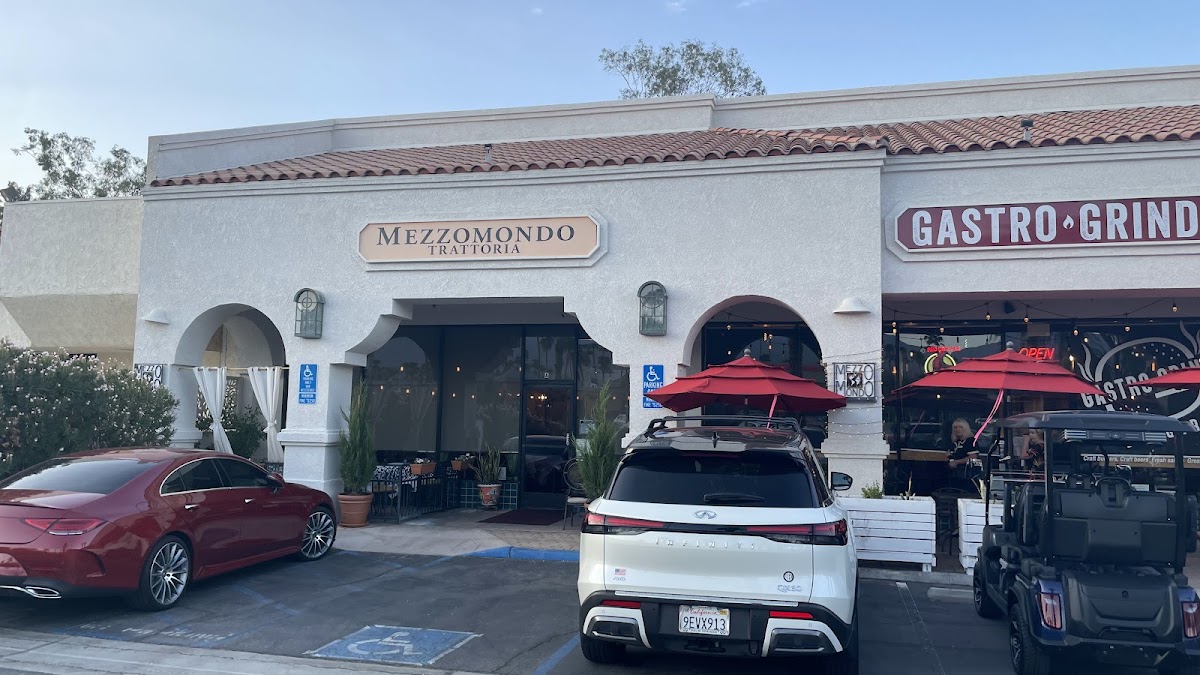 Trattoria Mezzomondo - Photo 3