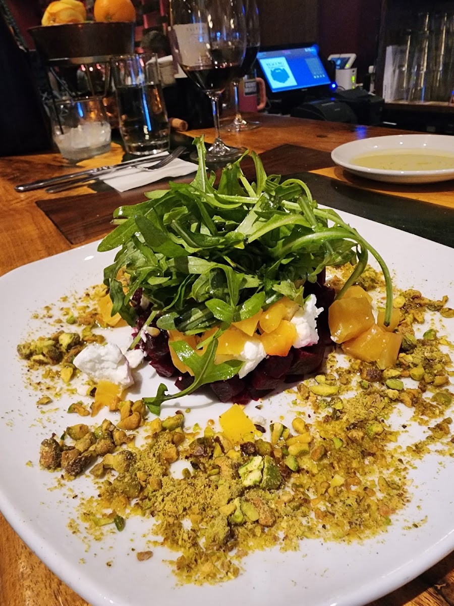 Vescovo Neighborhood Eatery - Photo 1