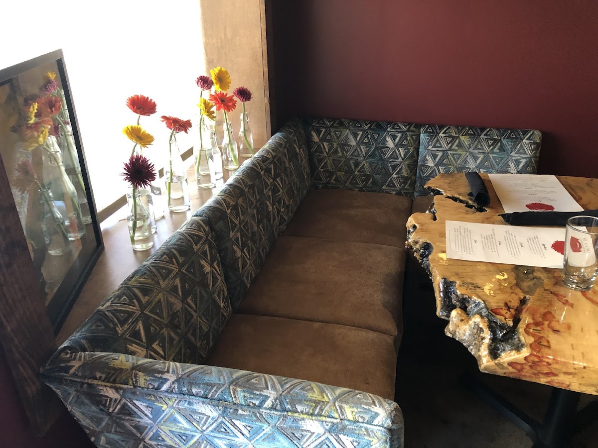 Vescovo Neighborhood Eatery - Photo 2