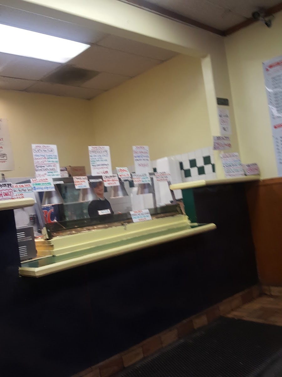 Wayne's BBQ & Cajun - Photo 5