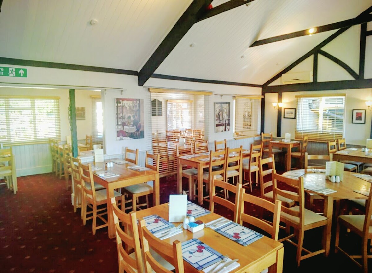 Bretts Country Restaurant - Photo 8