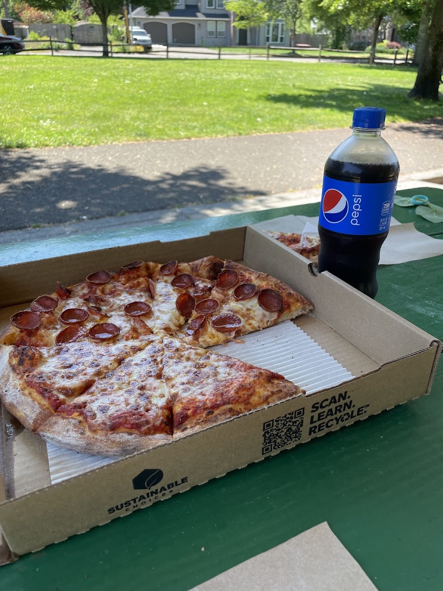 City Pizza PDX - Photo 6