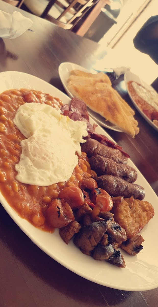 Rayhan's Cafe Wednesbury - Photo 5