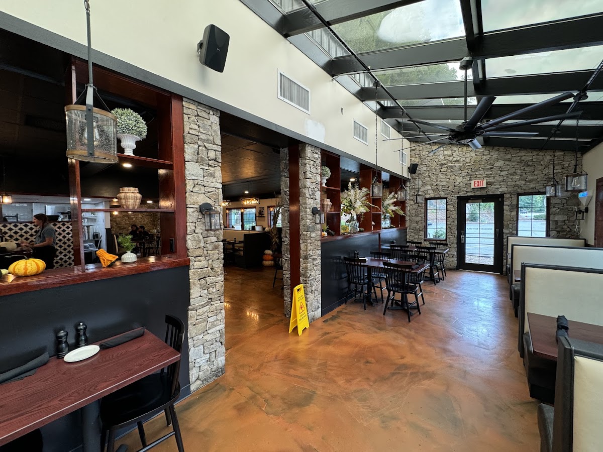 Circle H Chophouse - Photo 7