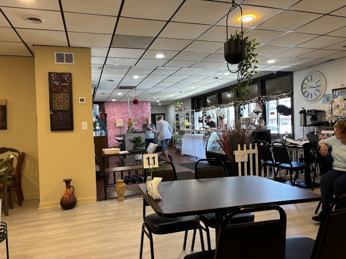 Nedal Gyro Greek Restaurant - Photo 1