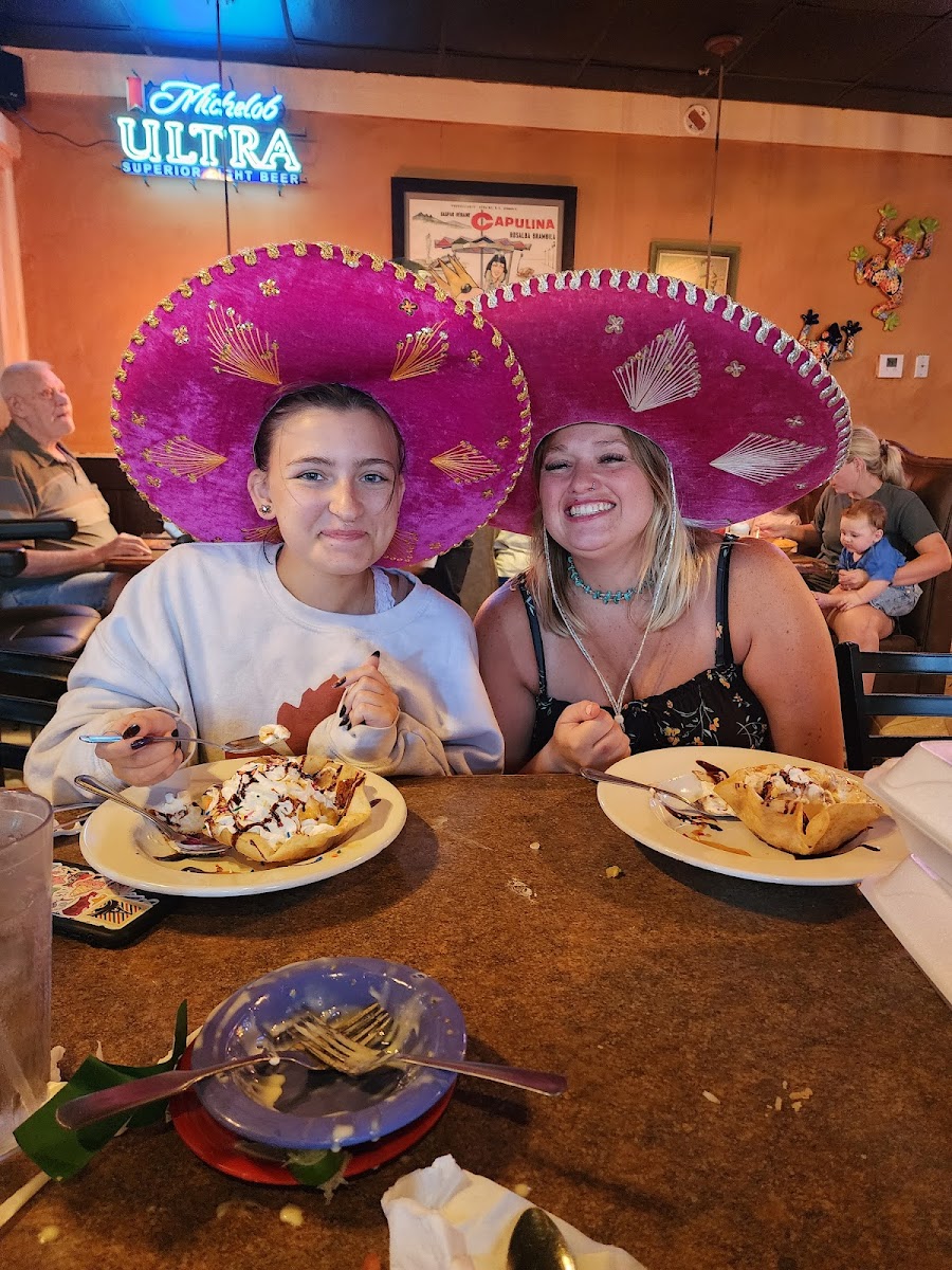 Salsa's Grill - Photo 2