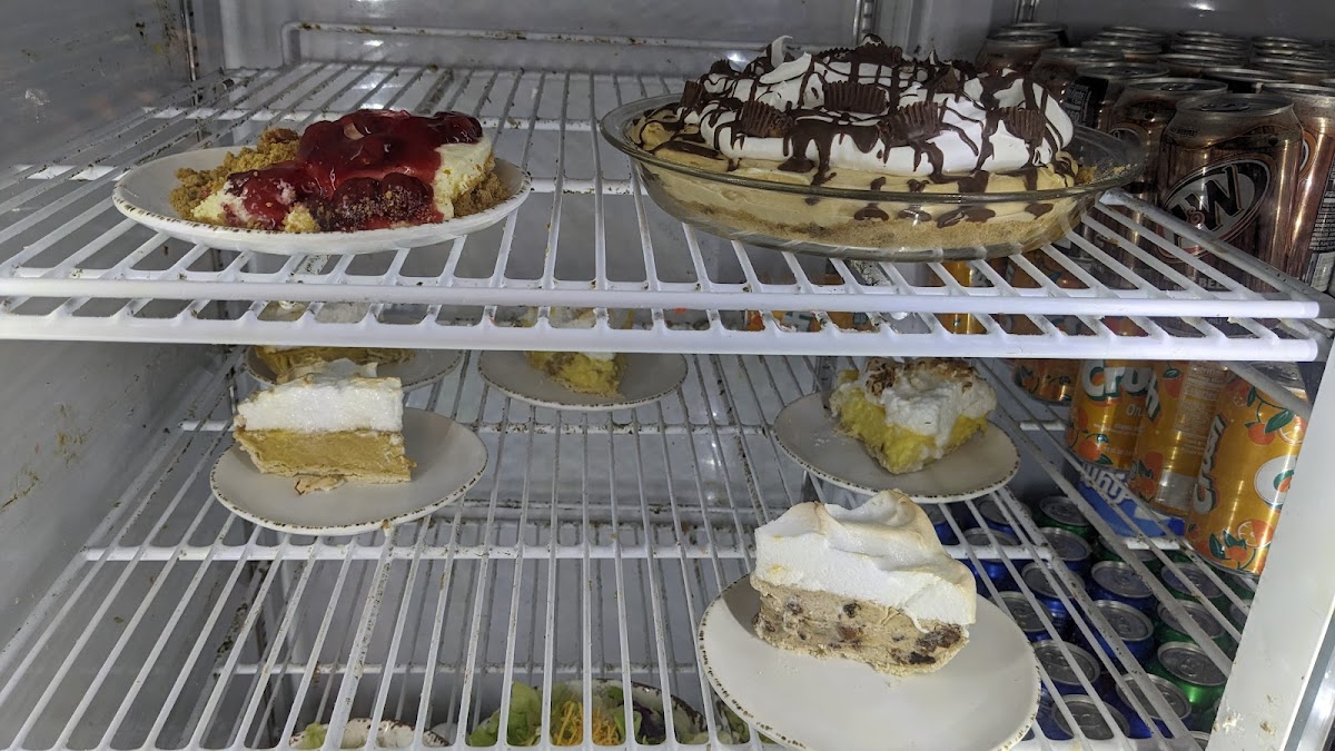 T.Walker’s On Main Street - Photo 4