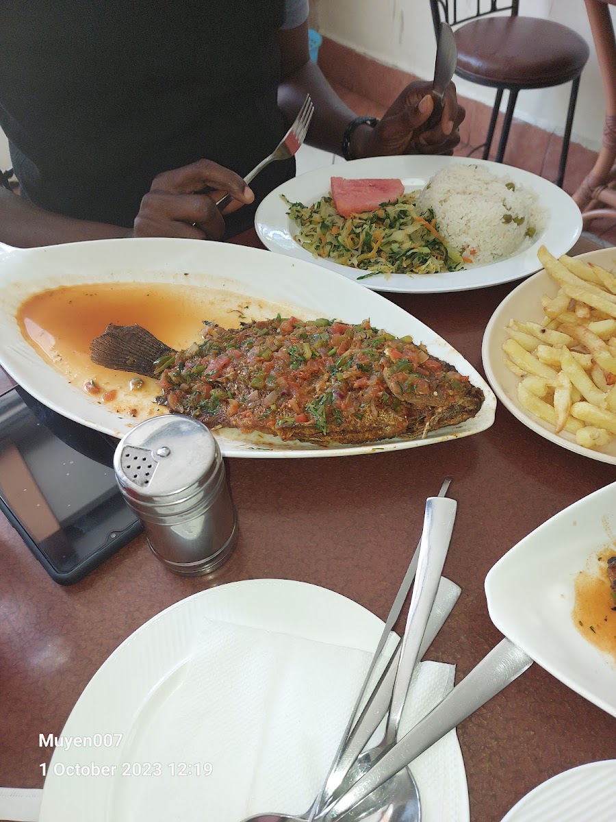 G&R Restaurant - Photo 5
