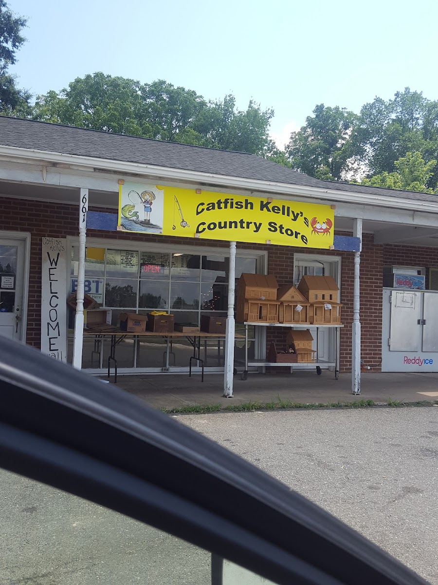 Catfish Kelly's in Fredericksburg - Photo 6