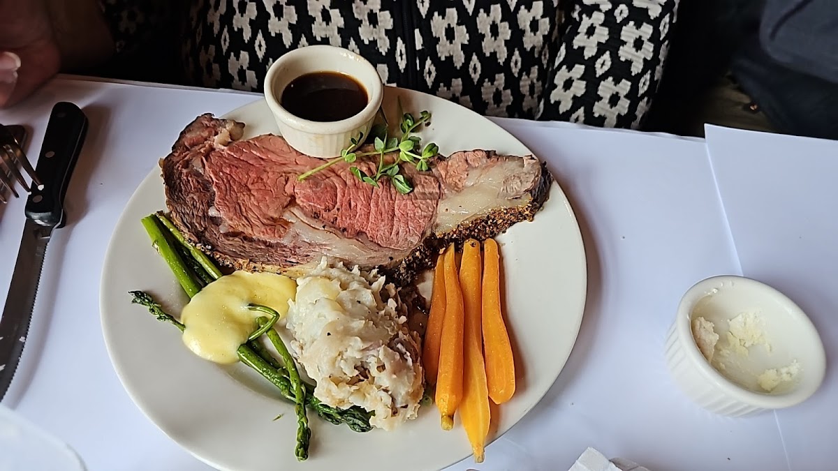 Anthony's Restaurant & Bistro - Photo 1