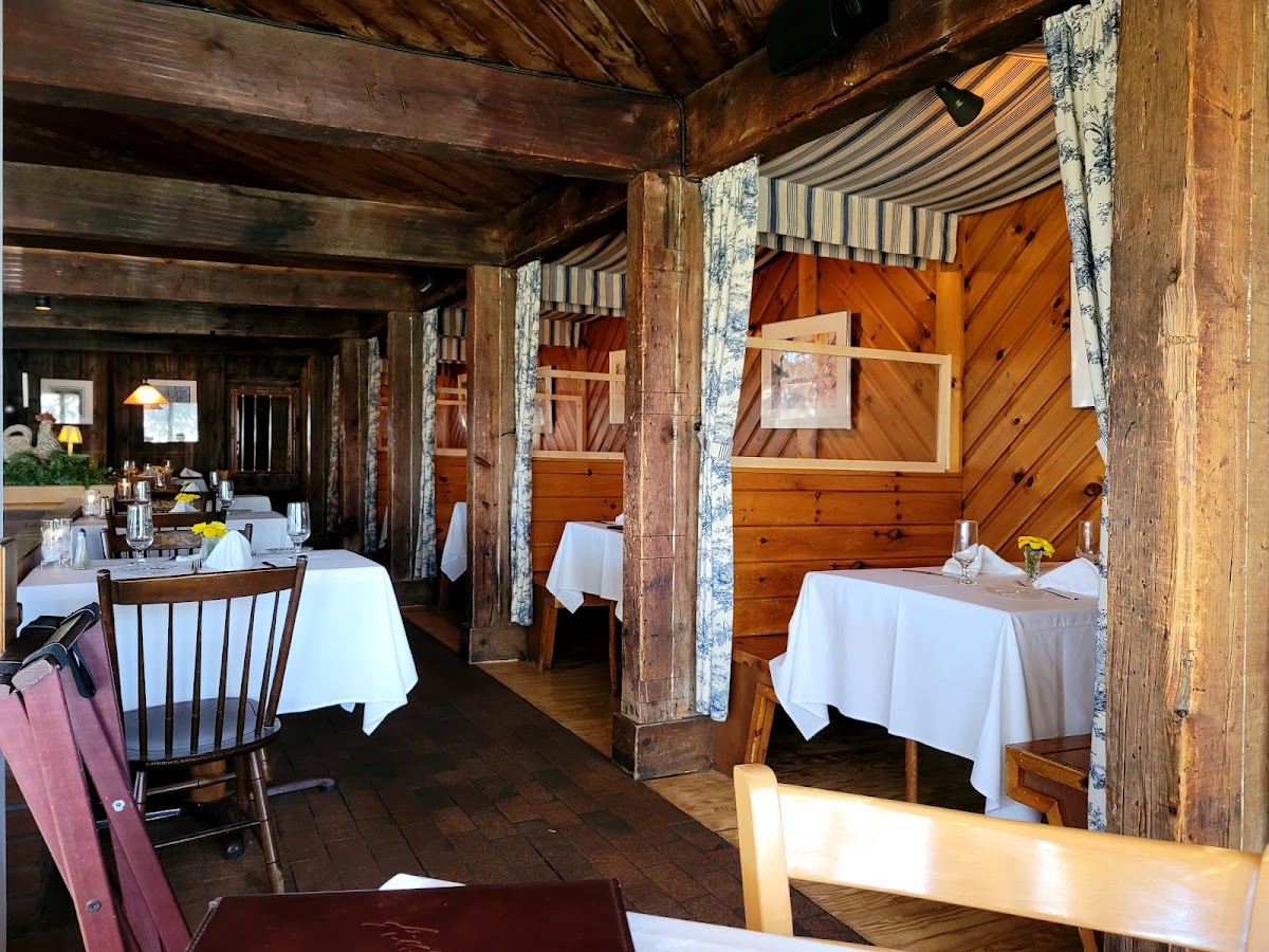 Anthony's Restaurant & Bistro - Photo 6