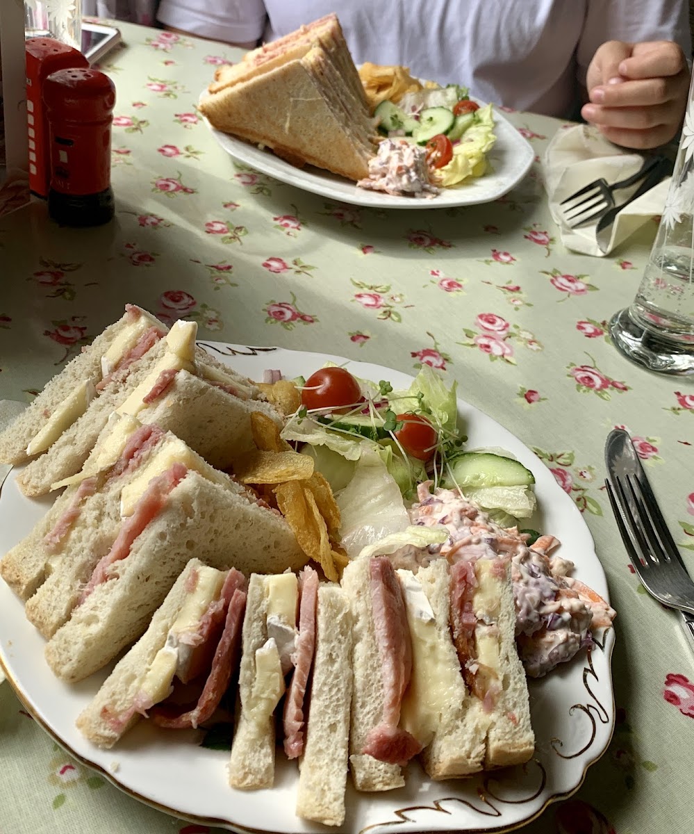 Miss B's Traditional Tea Room - Photo 2