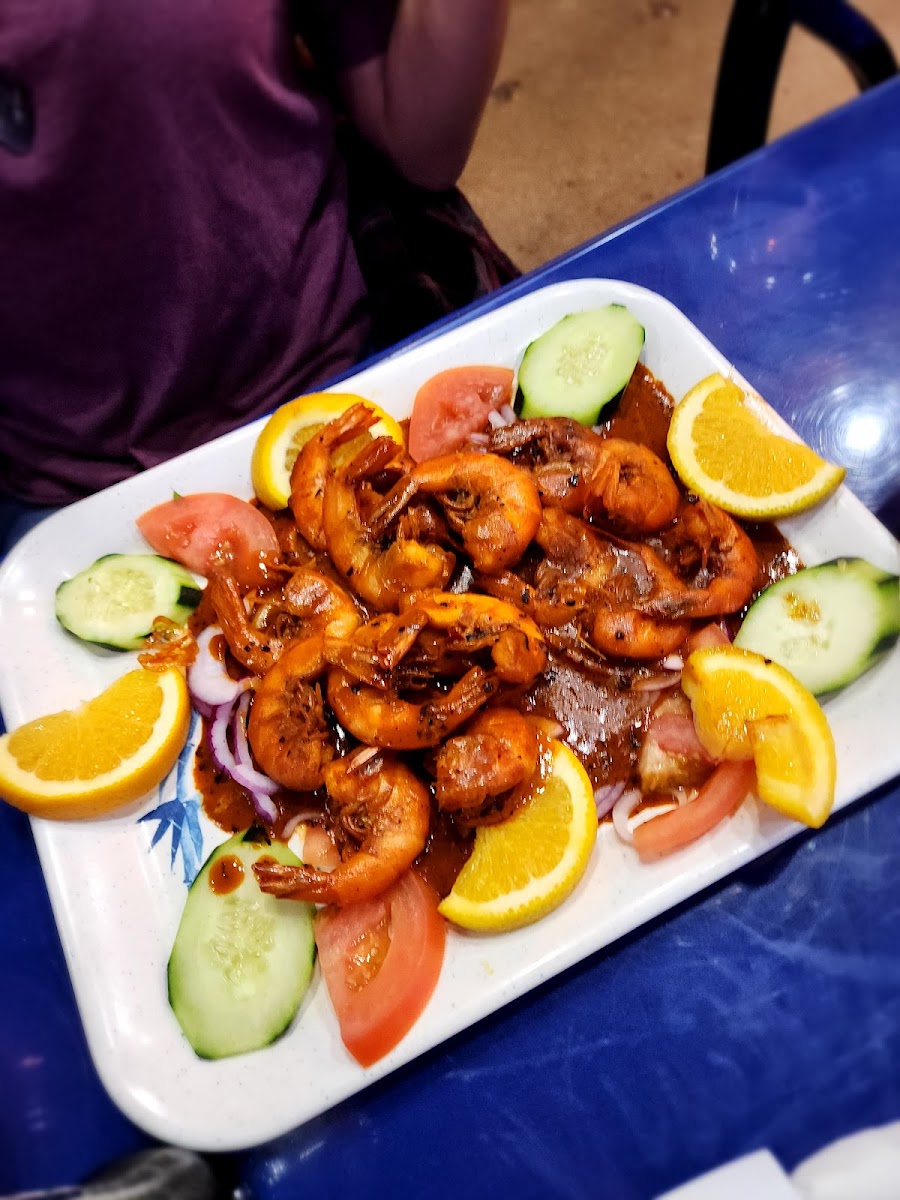 Mariscos La Marea Haltom City - Photo 2