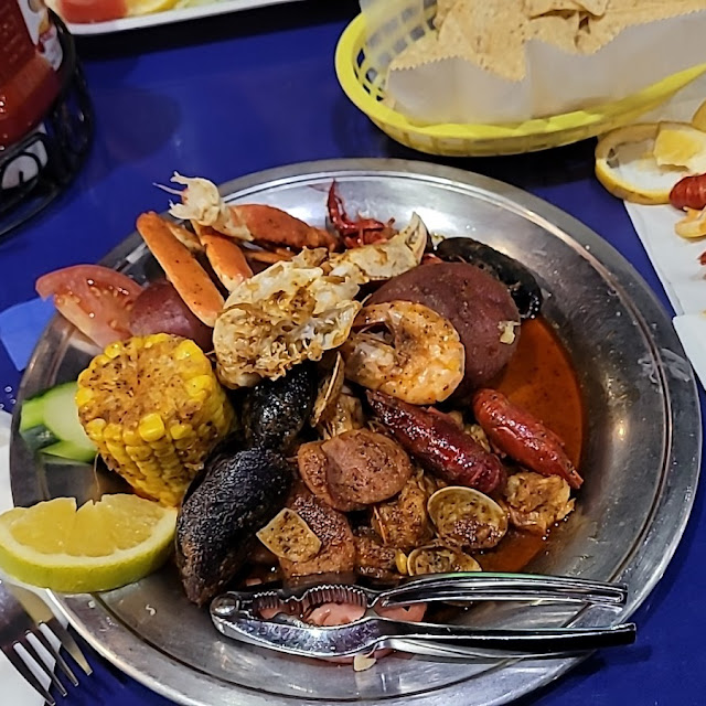 Boiled Combo Platter La Marea
