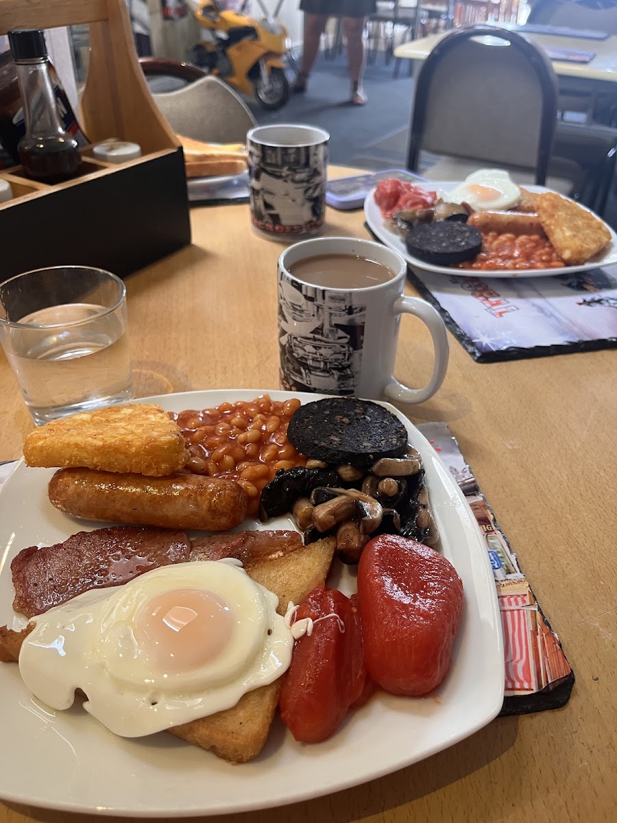 Trackers Cafe