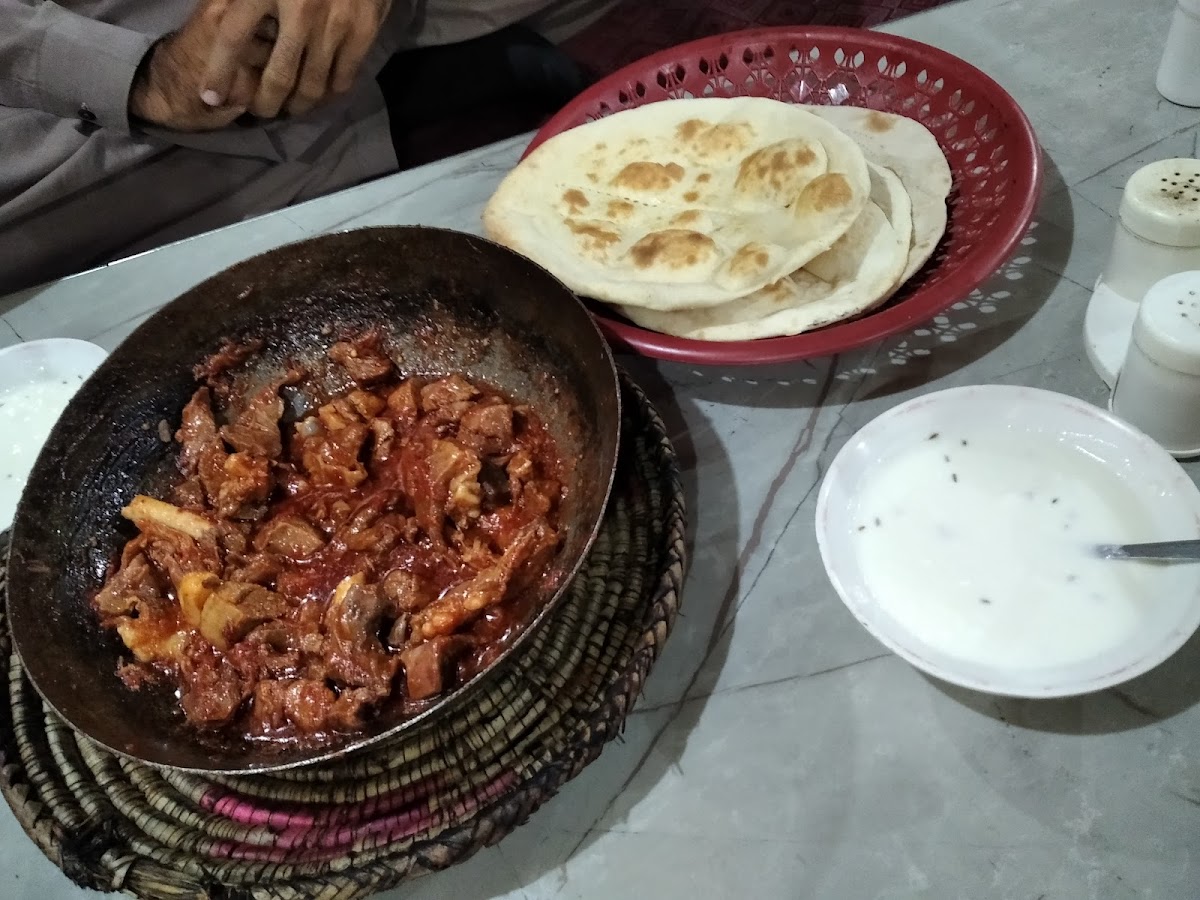 Village Shinwari Tikka Hutt - Photo 1