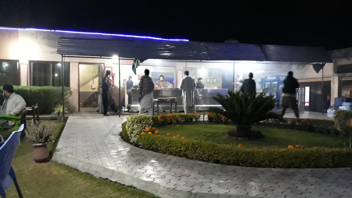 Village Shinwari Tikka Hutt - Photo 2