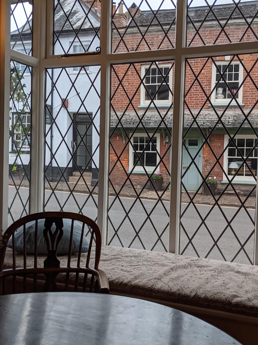 Castle Coffee House - Photo 6