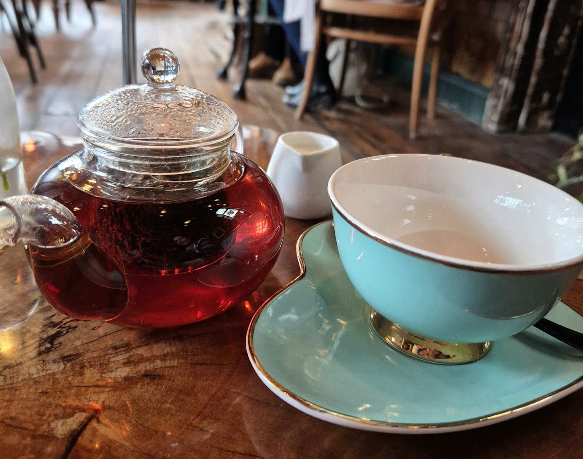 The Old Curiosity Cafe - Photo 3