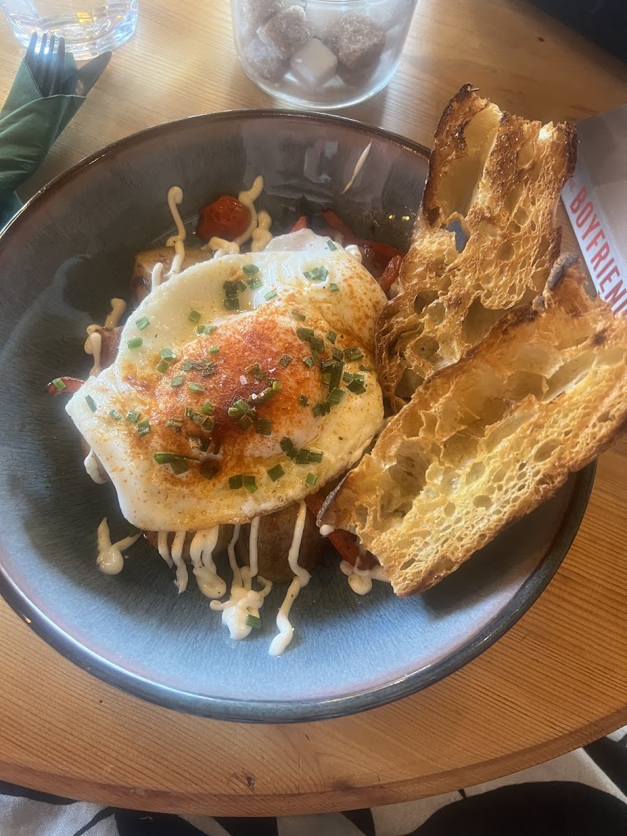 The Old Curiosity Cafe - Photo 6
