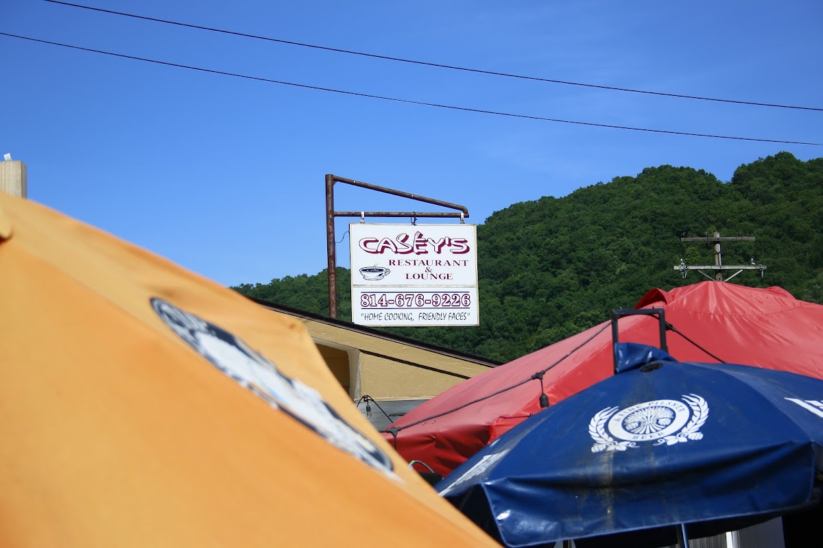 Casey's Restaurant & Lounge - Photo 2